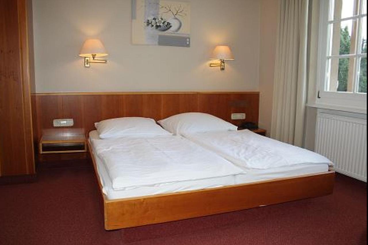 Hotel & Restaurant Weinberg Baden-Baden Esterno foto